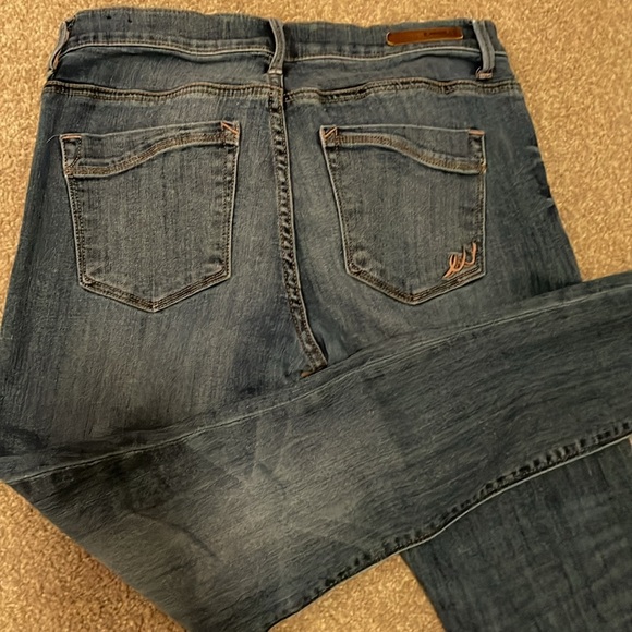 Size 6R - Express Jeans Mid Rise - Picture 3 of 3